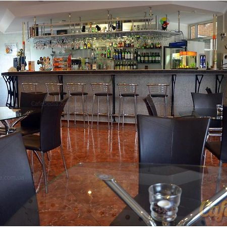 Pan Hotel Sumy Ngoại thất bức ảnh